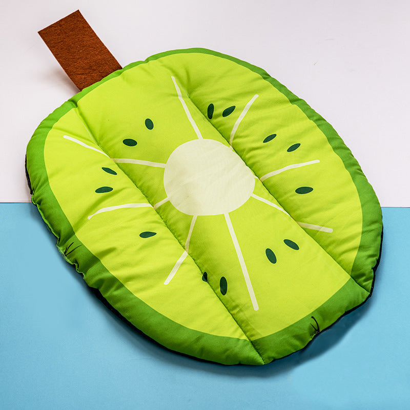 Self cooling pet mat bed